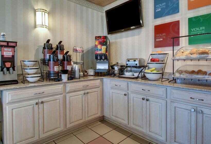 فندق Quality Inn