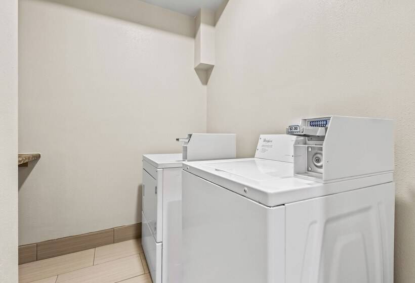 فندق Quality Inn Brookings University