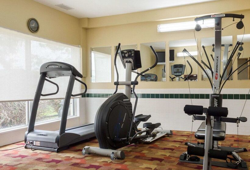 فندق Quality Inn Brookings University