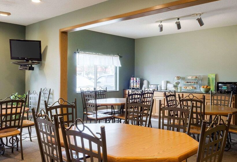 فندق Quality Inn Brookings University