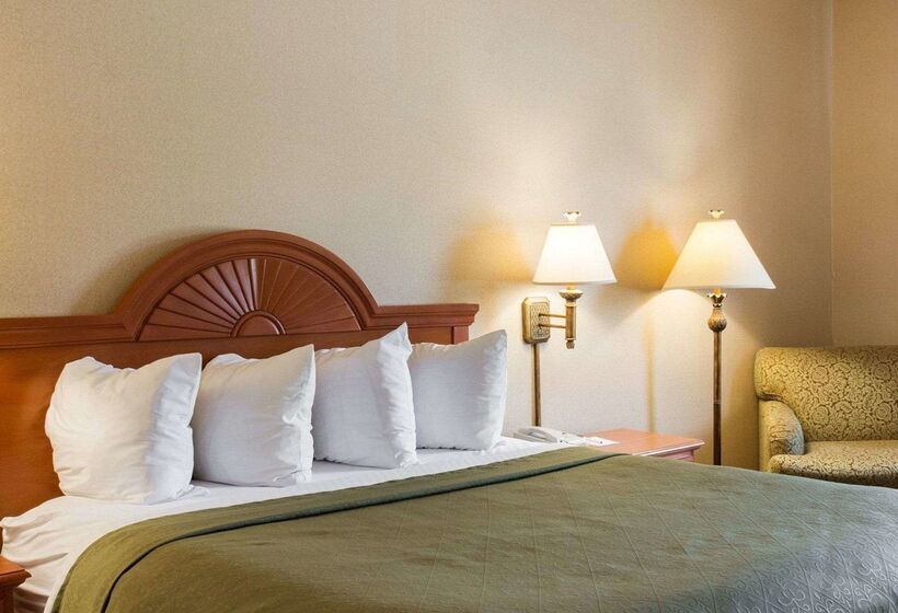 فندق Quality Inn Brookings University