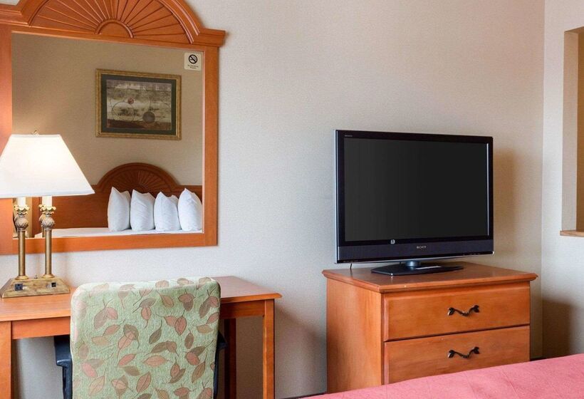 فندق Quality Inn Brookings University