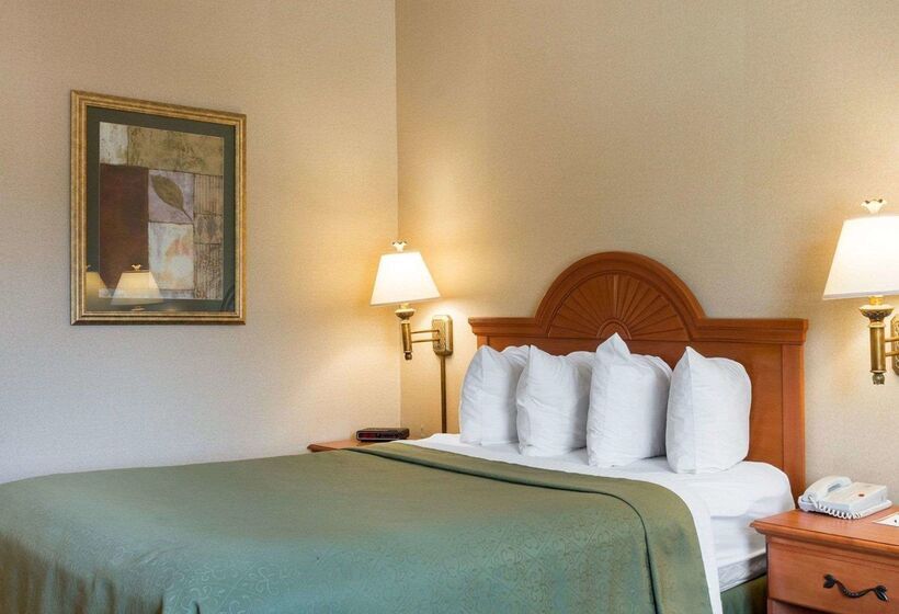 فندق Quality Inn Brookings University