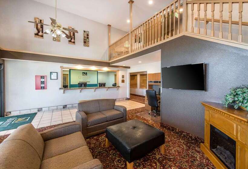 فندق Quality Inn