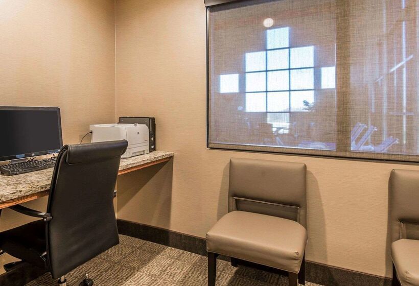 Отель Quality Inn Cameron