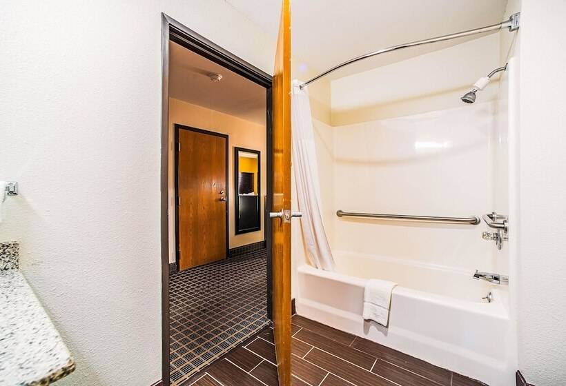 فندق Quality Inn Carbondale University Area