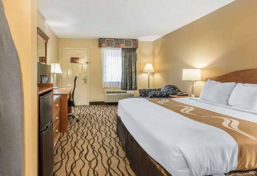 فندق Quality Inn Charleston   Sikeston