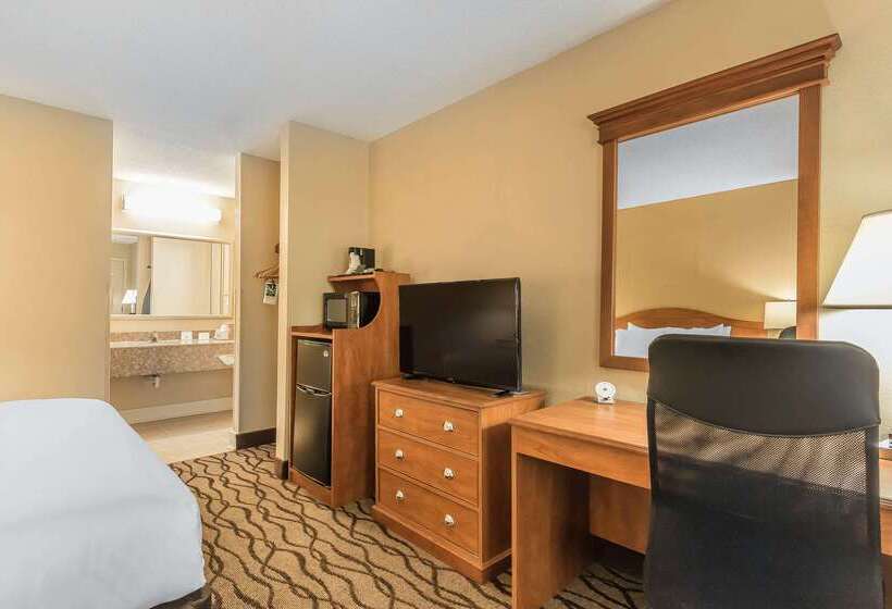 فندق Quality Inn Charleston   Sikeston