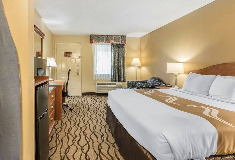 فندق Quality Inn Charleston   Sikeston