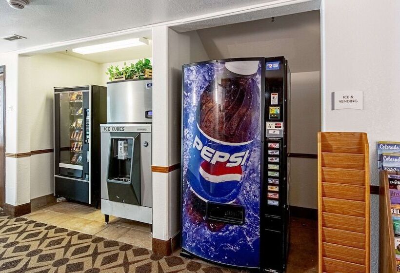 Отель Quality Inn