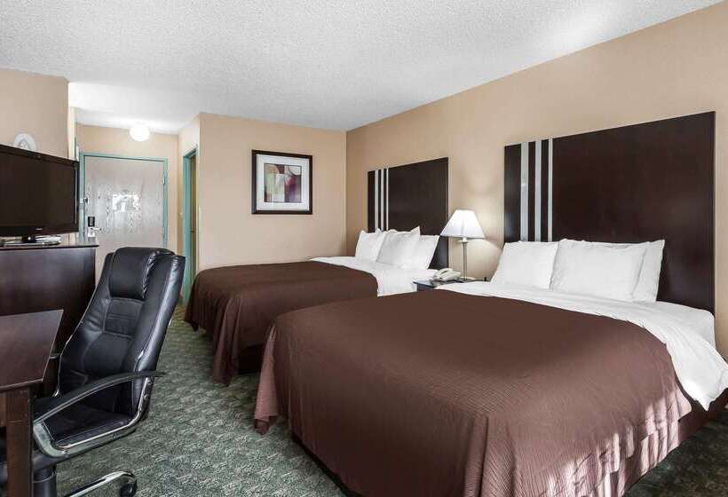 Отель Quality Inn