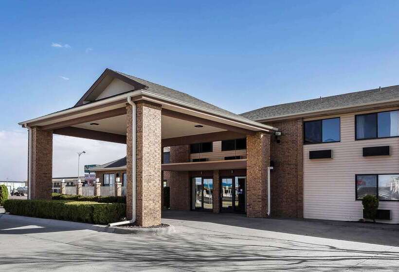 Отель Quality Inn