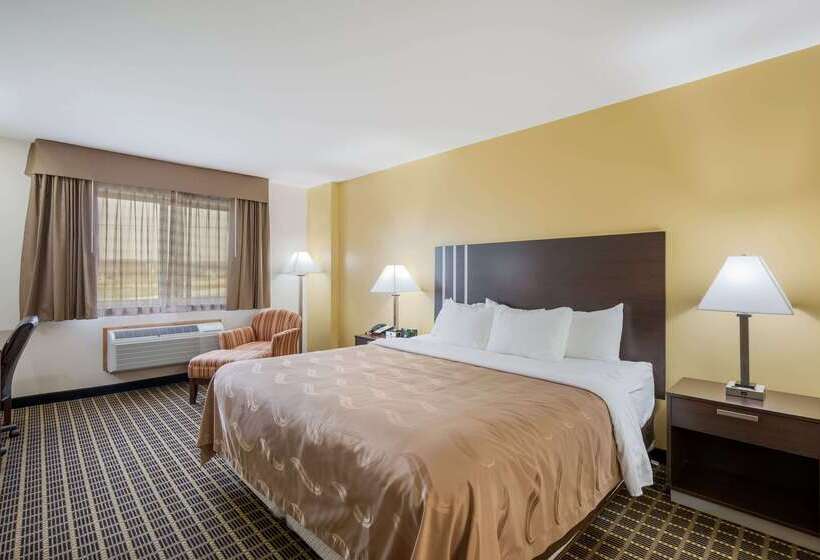 فندق Quality Inn