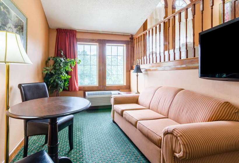 هتل Quality Inn Eureka Springs South