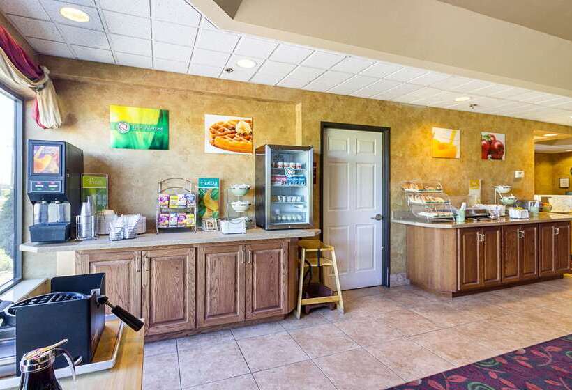 فندق Quality Inn