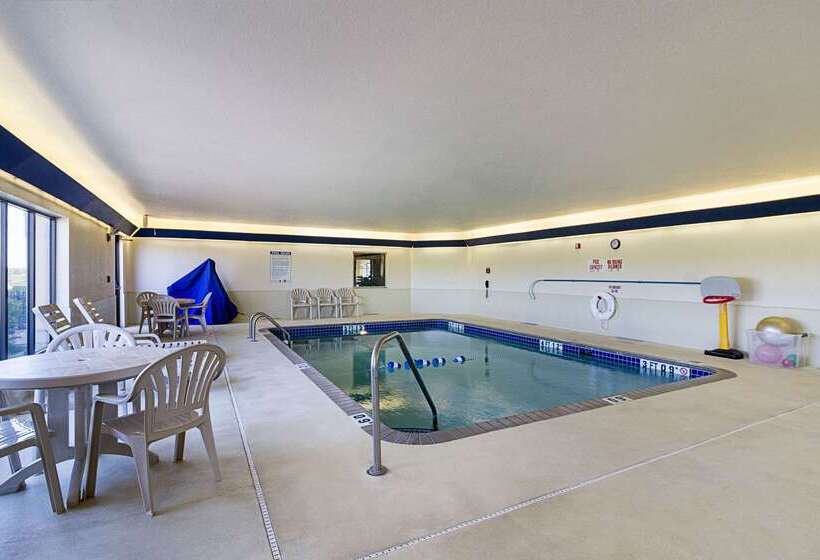 فندق Quality Inn