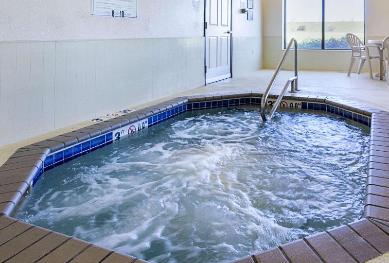 فندق Quality Inn