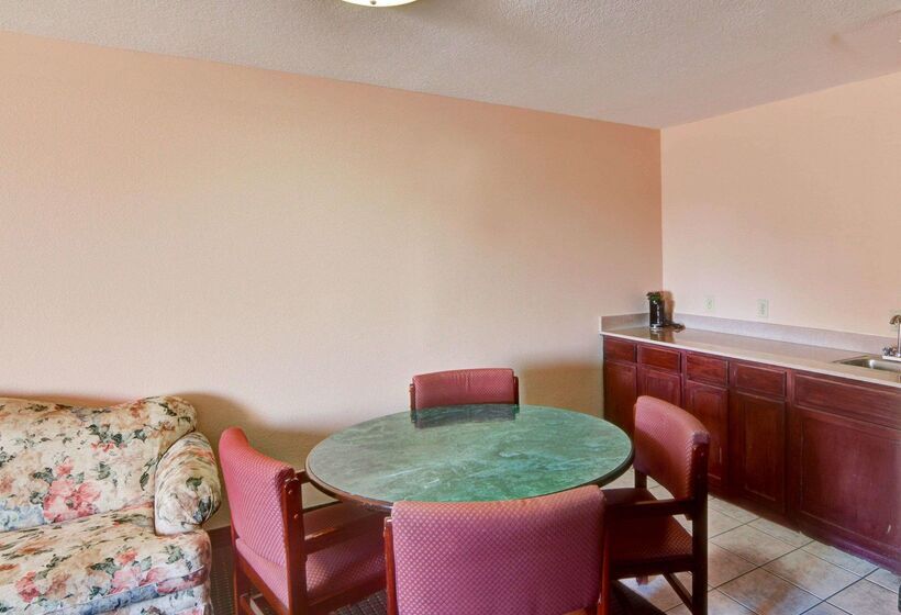 酒店 Quality Inn Forest Hill   Fort Worth South