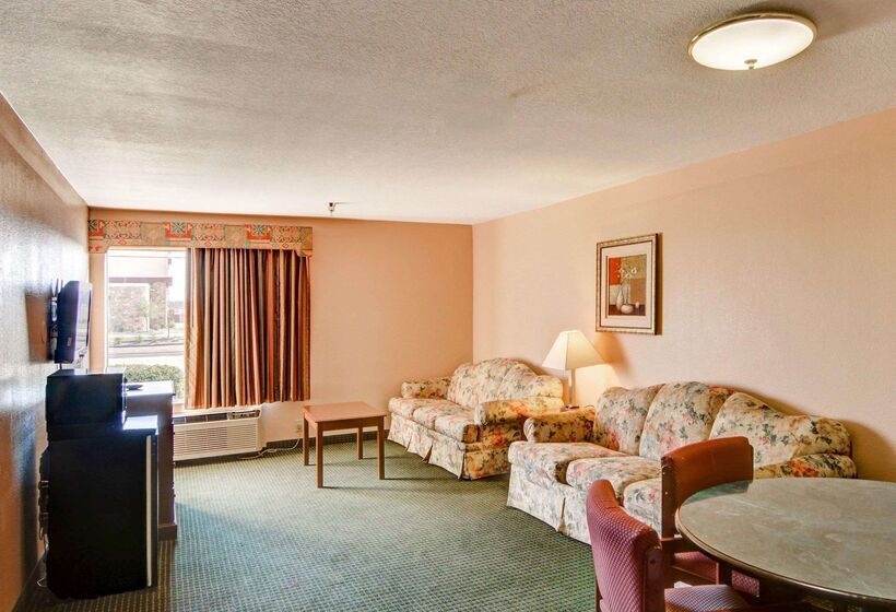 酒店 Quality Inn Forest Hill   Fort Worth South