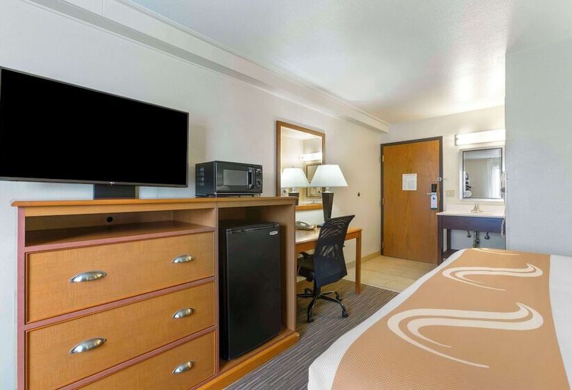 Отель Quality Inn Hamilton Bitterroot Valley
