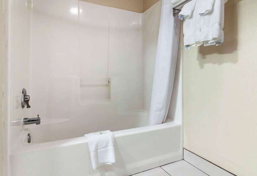 酒店 Quality Inn Hays I70