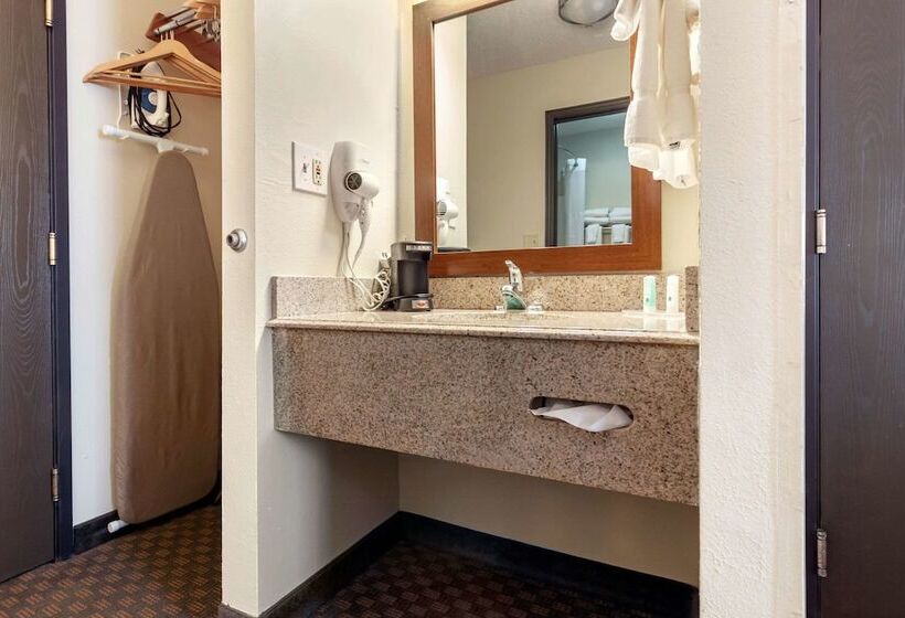 酒店 Quality Inn Hays I70