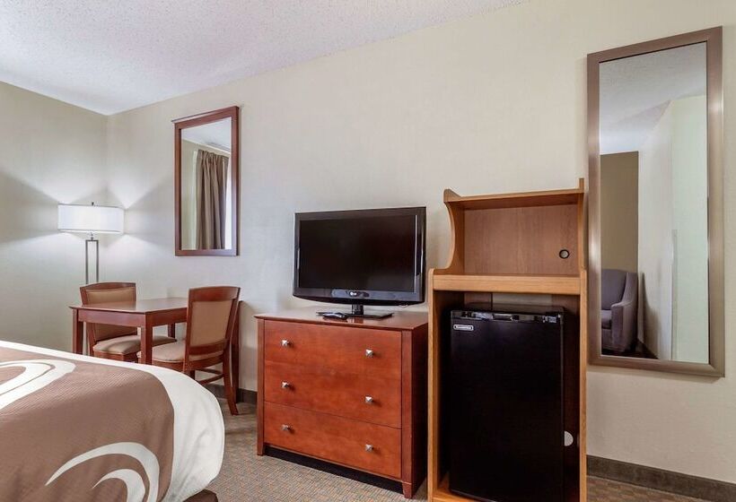酒店 Quality Inn Hays I70