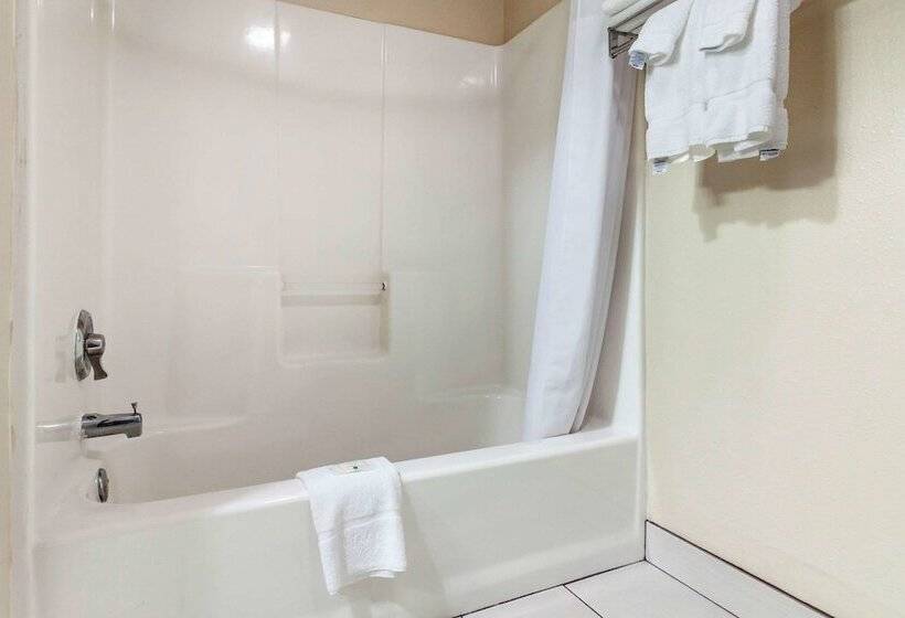 酒店 Quality Inn Hays I70