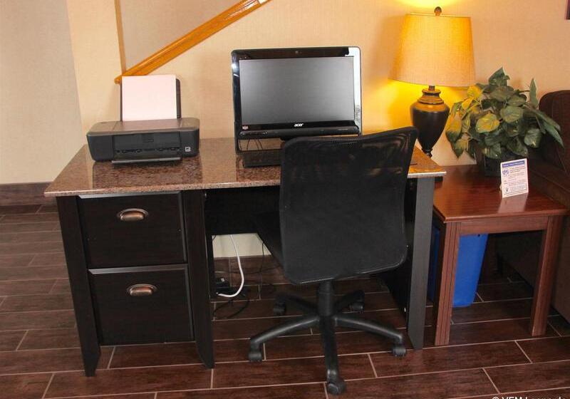 酒店 Quality Inn Hays I70