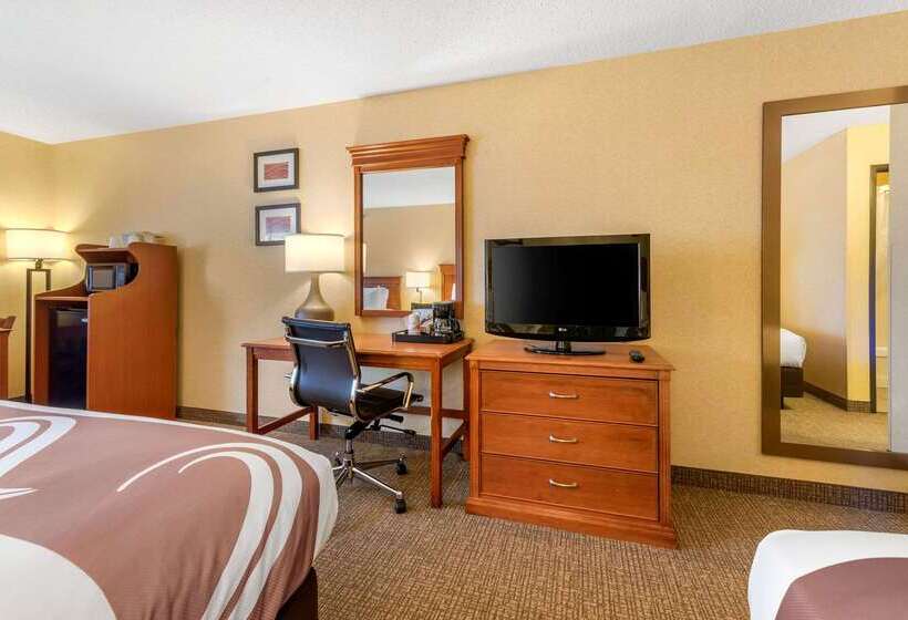 בית מלון כפרי Quality Inn I25