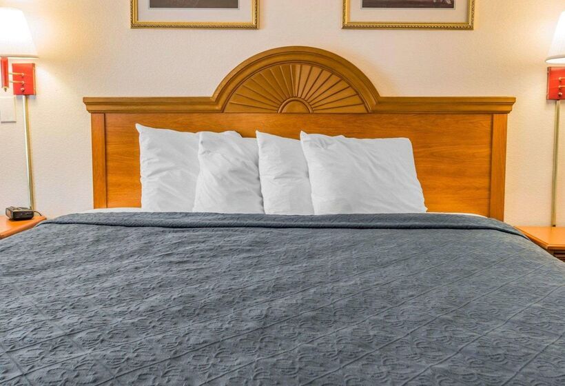 호텔 Quality Inn I94 Near Wings Stadium