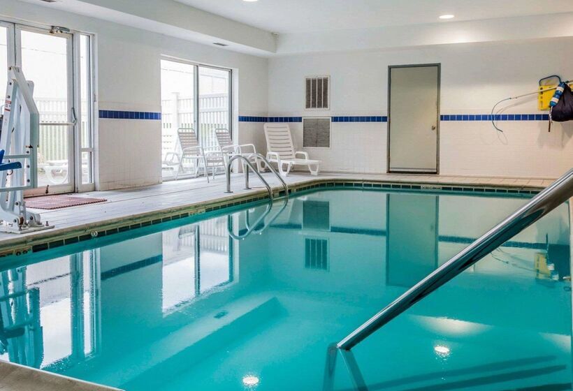 호텔 Quality Inn I94 Near Wings Stadium