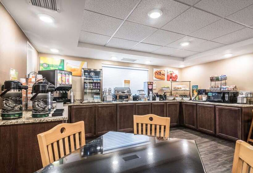 فندق Quality Inn Ithaca  University Area