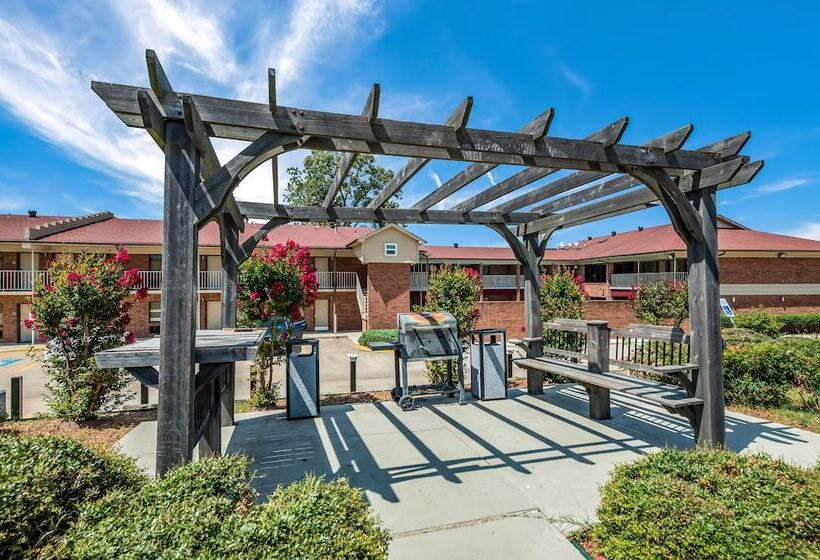 فندق Quality Inn Jacksonville Near Little Rock Air Force Base