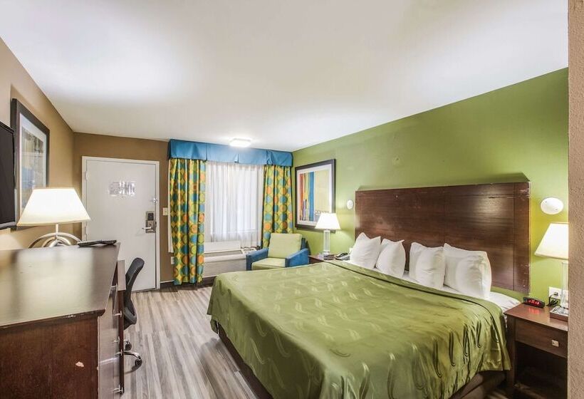 Отель Quality Inn