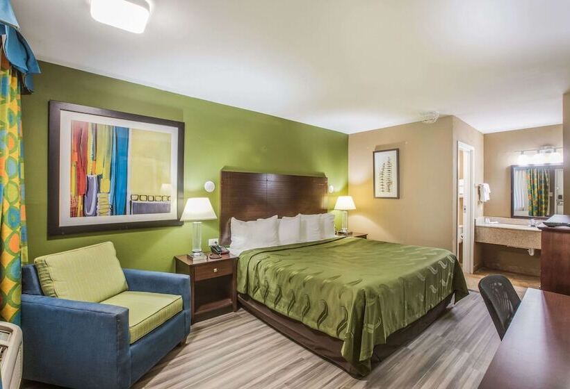 Отель Quality Inn