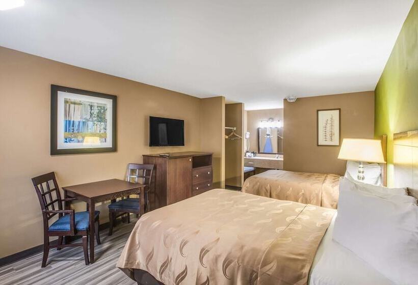 Отель Quality Inn