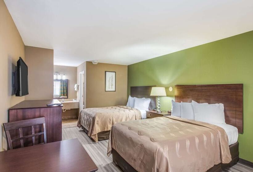 Отель Quality Inn