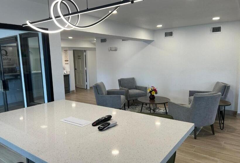 فندق Quality Inn