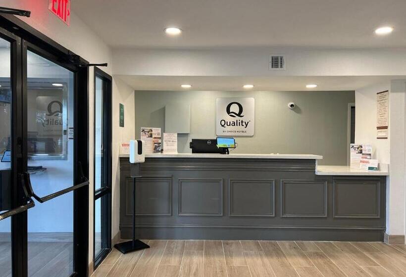 فندق Quality Inn