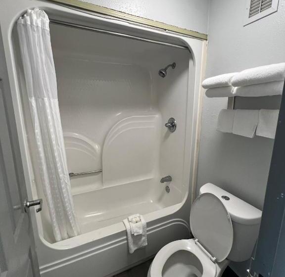 فندق Quality Inn