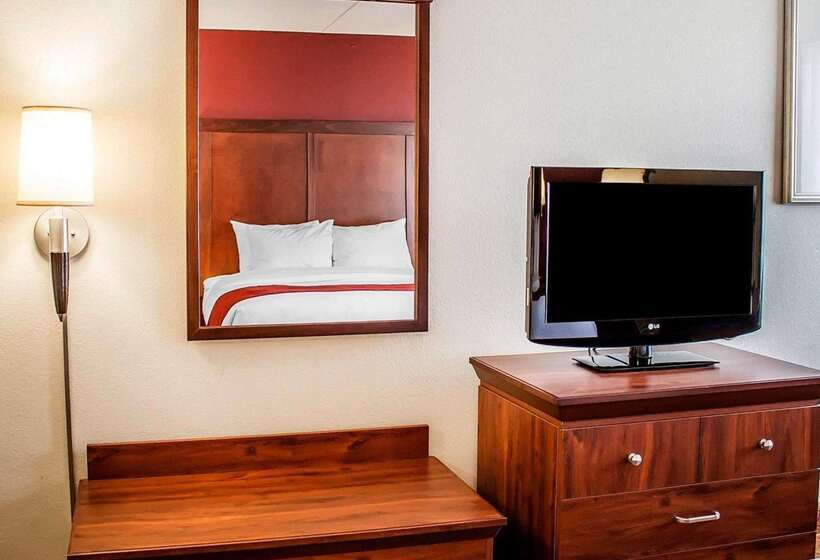 호텔 Quality Inn
