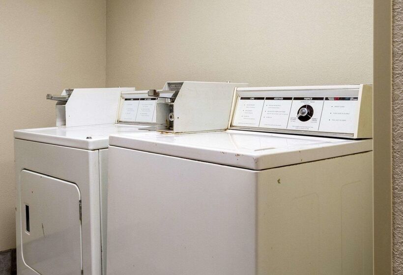 فندق Quality Inn