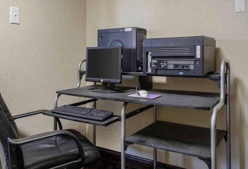 فندق Quality Inn