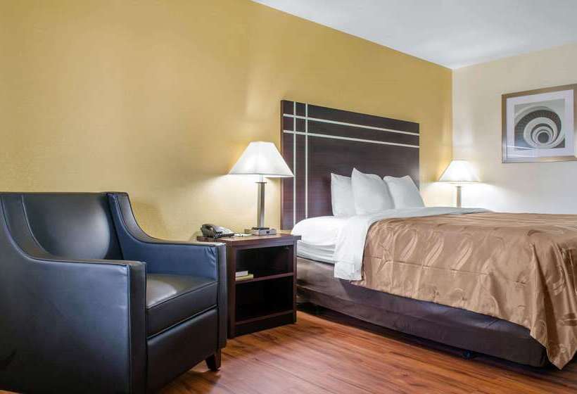 فندق Quality Inn