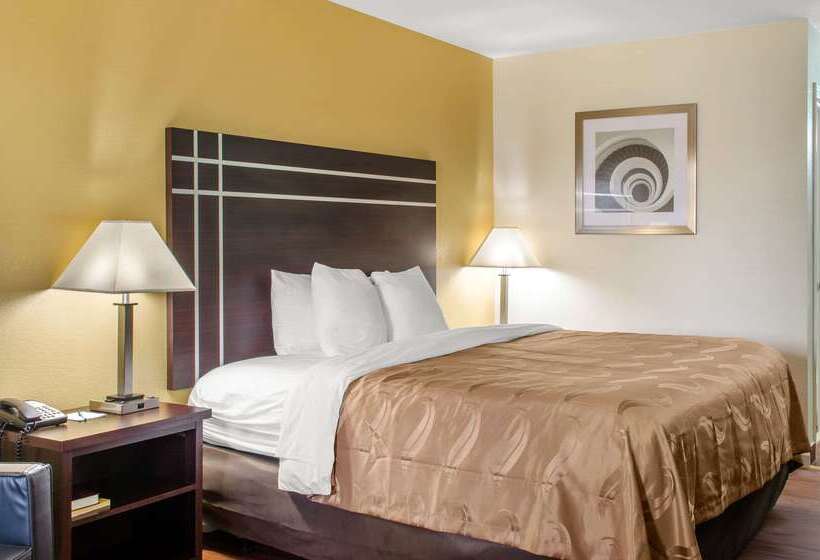 فندق Quality Inn