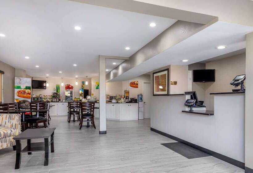 فندق Quality Inn