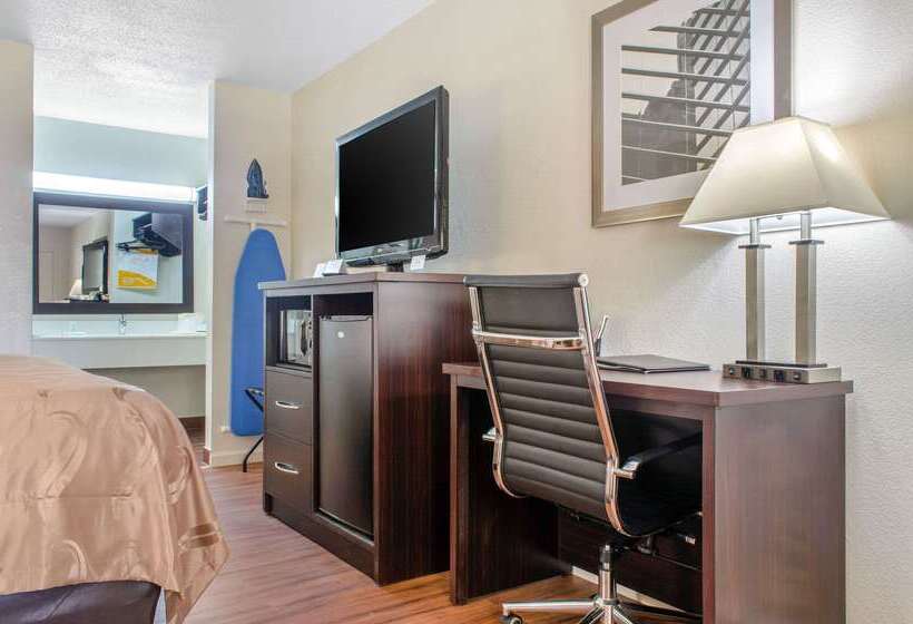 فندق Quality Inn