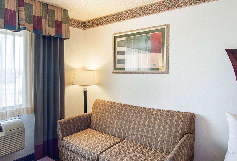 فندق Quality Inn