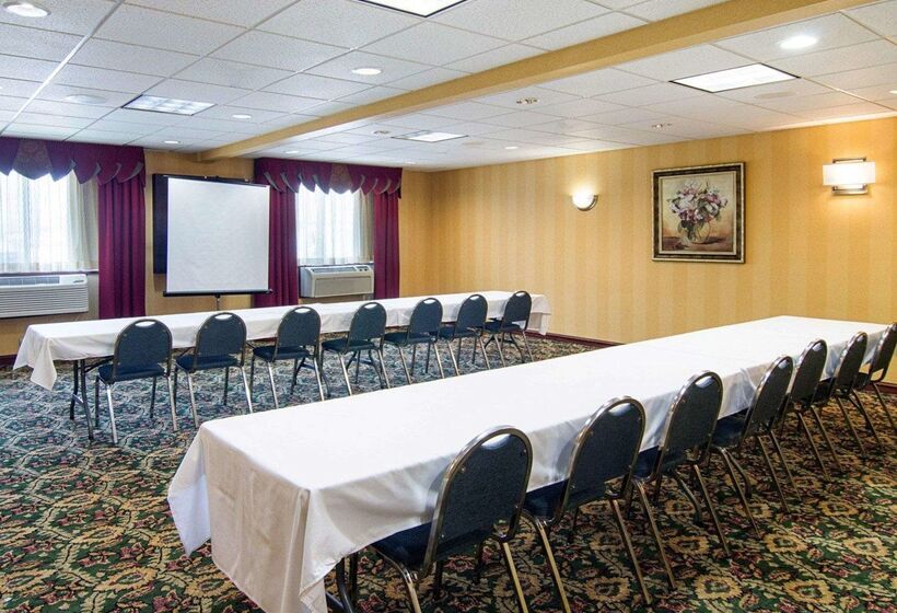 فندق Quality Inn